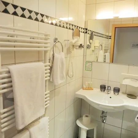 & Restaurant Linde 3* Wangen