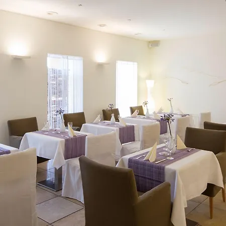 & Restaurant Linde Wangen