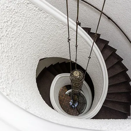 & Restaurant Linde Szálloda 3*