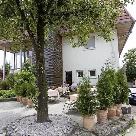 & Restaurant Linde 3* Wangen