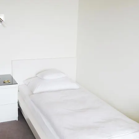 Hotel & Restaurant Linde 3*