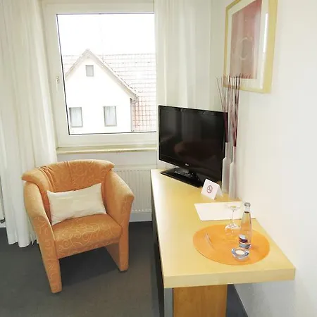 Hotel & Restaurant Linde 3*