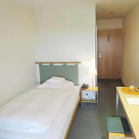 Hotel & Restaurant Linde 3*