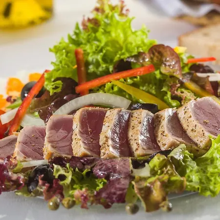 Hotell & Restaurant Linde 3*