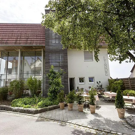 & Restaurant Linde 3* Wangen (Goppingen)