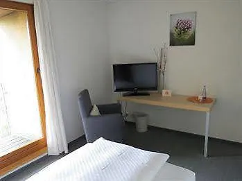 & Restaurant Linde Szálloda